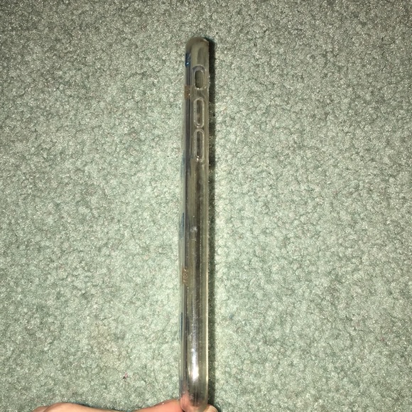 IPhone 6s Clear phone case with gold/blue arrows. - Picture 4 of 4